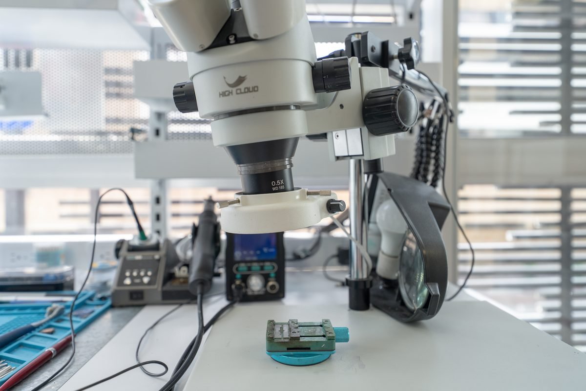Estación de microscopio para trabajo sobre electrónica
